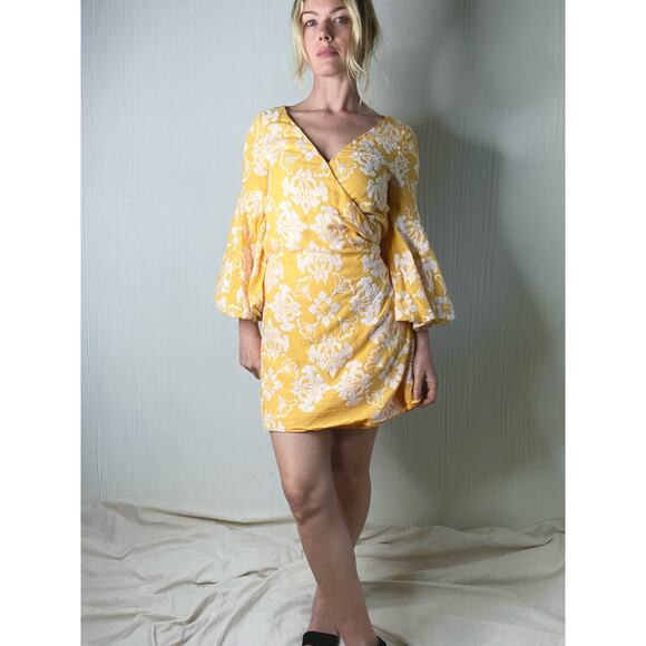 MESTIZA NY Cadiz Canary Yellow Jacquard Bell Puff Sleeve Wrap Mini Dress XSMALL - Picture 3 of 12
